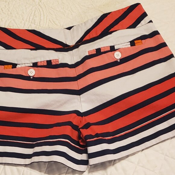 New York & Company shorts 2-pair - Picture 2 of 7